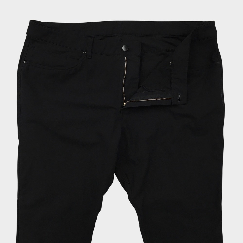 Lululemon ABC Pant Classic Fit Warpstreme Black Mens Size 40 Short Trousers